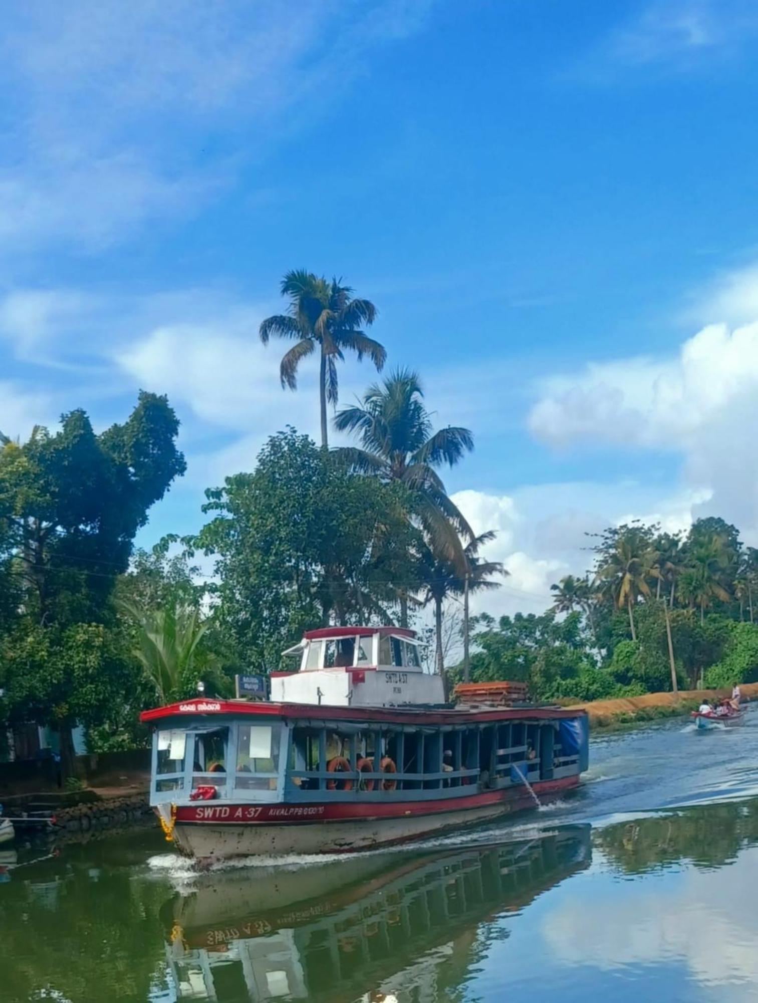 Paadam By The Backwaters Kumarakom Exterior photo